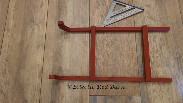 DIY Sled Tray. Share NOW. #Christmas, #sled, #sledtray, #DIY, #tray, #eclecticredbarn